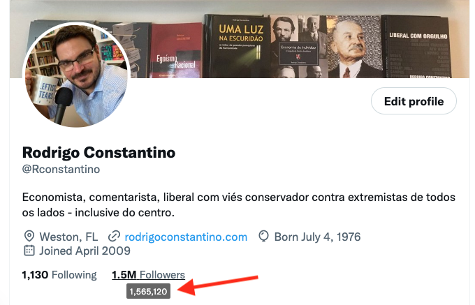 Rconstantino's tweet photo. Oi, Guga. A Jovem Pan, com apenas um ano, já passou a Globo News em audiência, ao fazer jornalismo sério sem militância esquerdista. Agora vc já sente o calorzinho no cangote da minha ultrapassagem no Twitter em número de seguidores (pois engajamento já era barbada)? Abraços! ❤️ https://t.co/XgSVVjv6d7