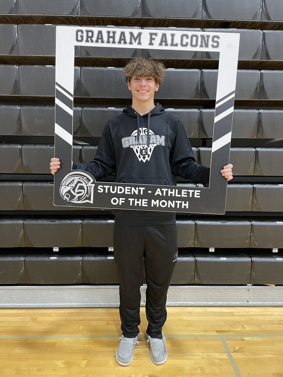 GrahamAthletics's tweet photo. Hs Athletes of the Month!  (1 of 2) https://t.co/KcnD6AGnmQ