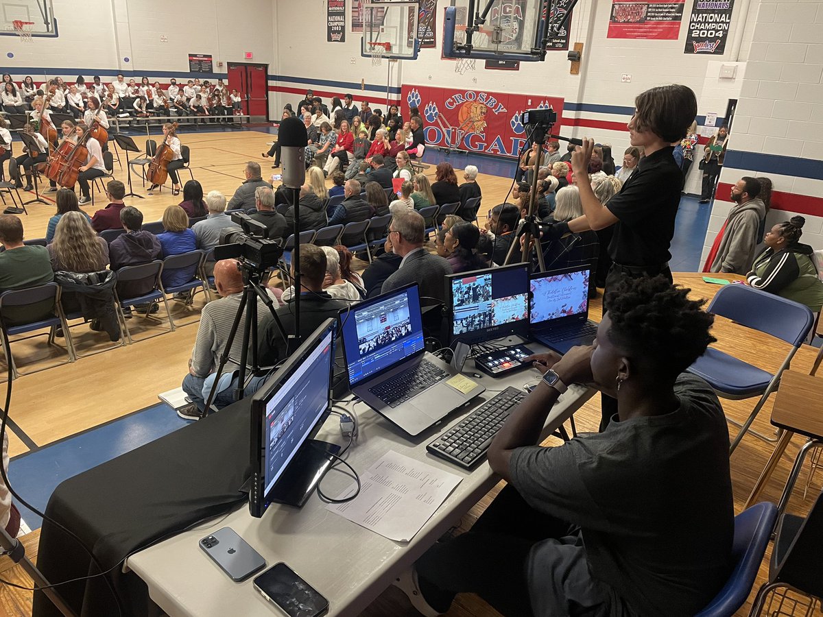 jpstivers's tweet photo. Packed house at our @CrosbyMiddle Orchestra Winter Concert!  KUDOS to our current and former students for live streaming https://t.co/fWClRYZ3pZ https://t.co/oZmU3HHRa0