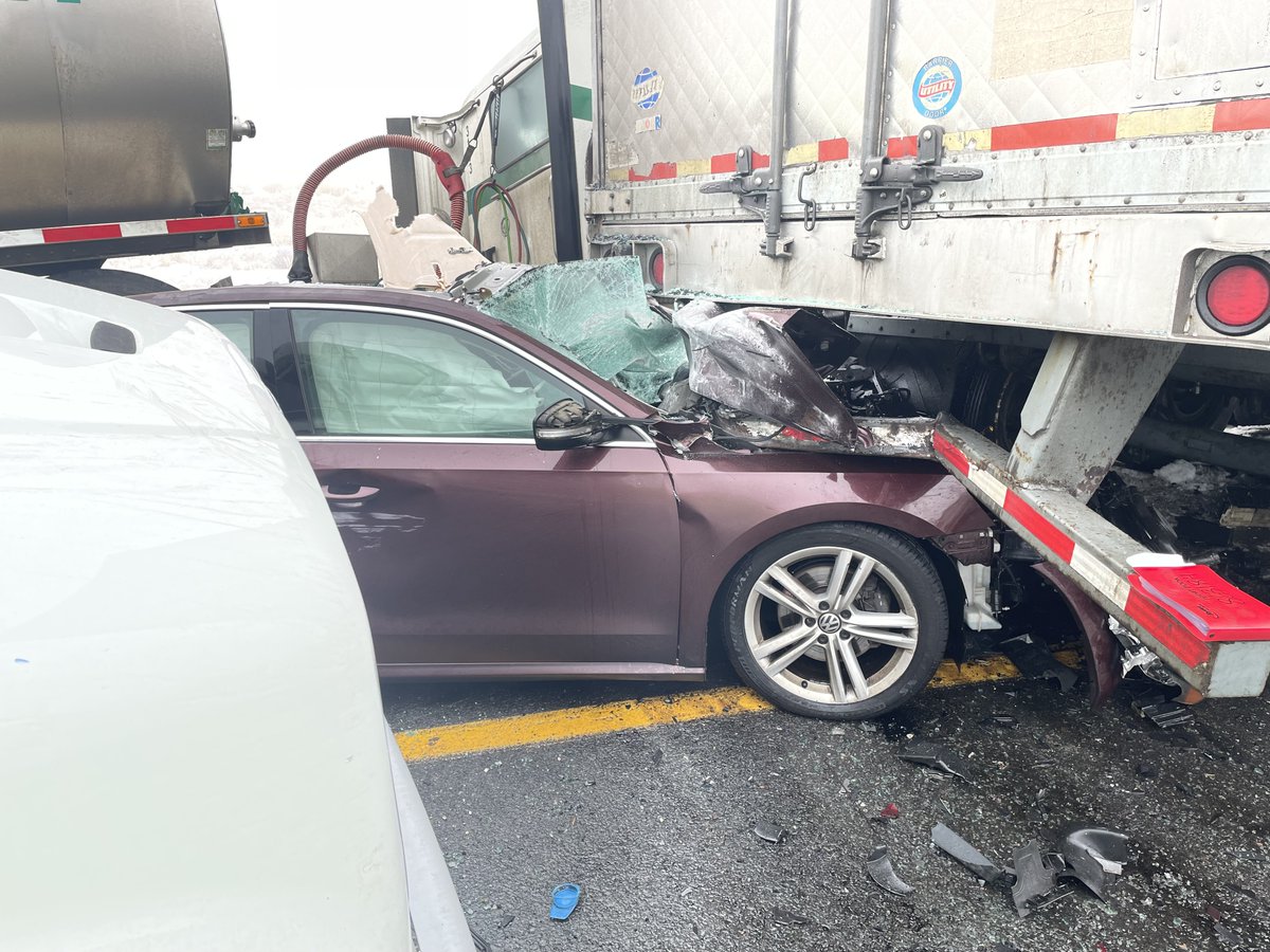 JeremyHarrisTV's tweet photo. UPDATE: The total of involved vehicles has now gone up to 38 (omg). 20 cars, 18 semi trucks. Troopers say the pile-up started when a car lost control and came to rest blocking both EB lanes. I-90 was closed for 10 hours. Watch for my story at 6: https://t.co/WQjF17F5zU @komonews https://t.co/7elNfuNYNQ