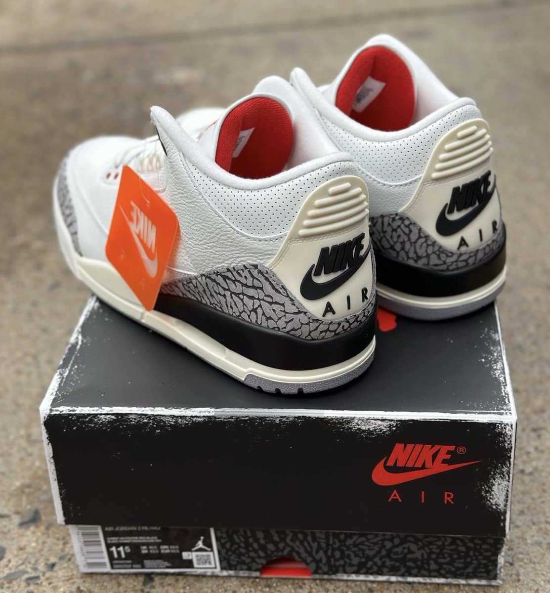 shoeengine's tweet photo. Air Jordan 3 "White Cement Reimagined" DN3707-100

https://t.co/8BTZYip1q2    #ad https://t.co/smWqbVBiYk