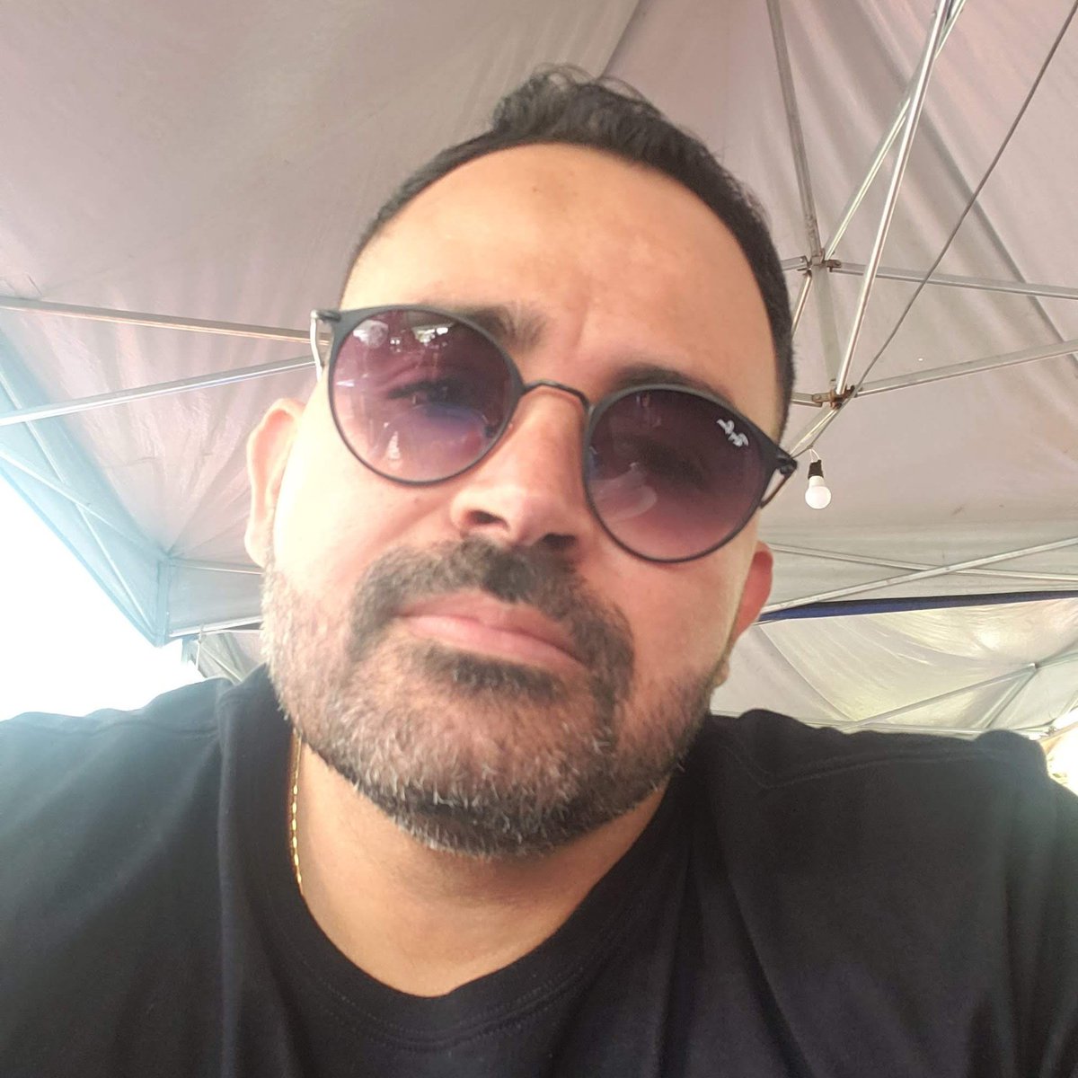 tigodias28's tweet photo. #NewProfilePic https://t.co/yVPx4WQuIU