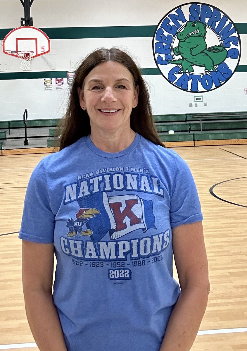 Today’s spirit day was Dress to Impress. I understood the assignment! 💙❤️#RockChalk <a href="/gsgators/">Todd Wheat</a> <a href="/OlatheElemPE/">OlatheElemPE</a> <a href="/OlatheMSPE/">OlatheMSPE</a> <a href="/KAHPERD/">KAHPERD</a> <a href="/KUHoops/">Kansas Men’s Basketball</a> <a href="/KUAthletics/">Kansas Jayhawks</a>