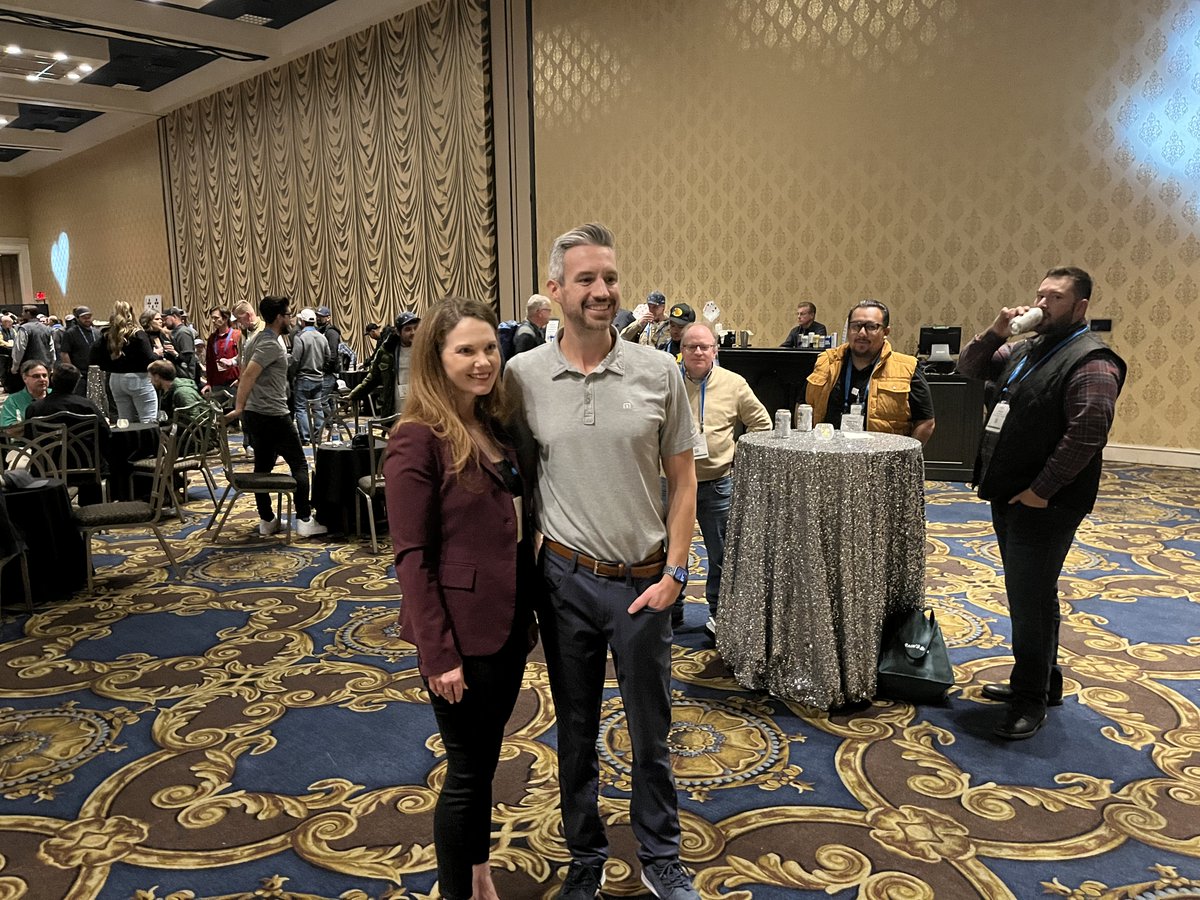 SmartRainInc's tweet photo. We just want to thank everyone for coming out and making the evening even more special!
#LasVegas #Smart #SmartRain #Smartirrigation https://t.co/HON96JDPmJ