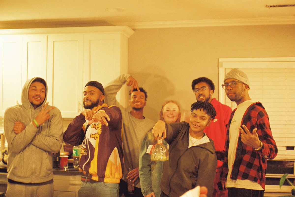 stunnatiff's tweet photo. family | mob ties🩸 https://t.co/xGzF1eNyYQ
