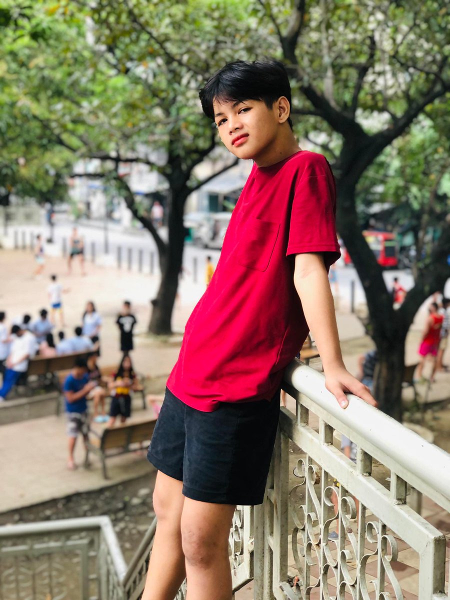 rayleedump08's tweet photo. pwede ka sakin.. https://t.co/dYjf098Jz9
