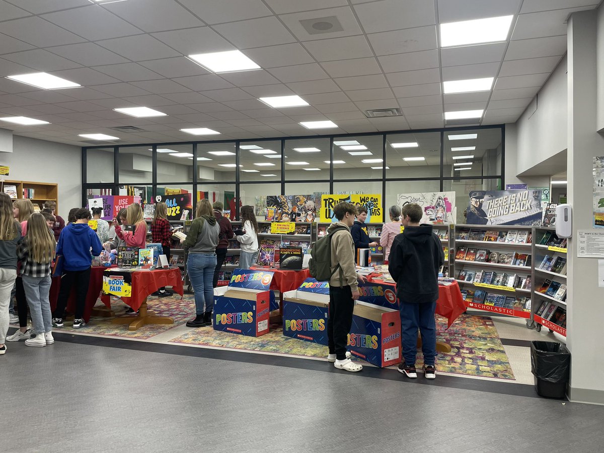 Mrs. Bechdel tweet media