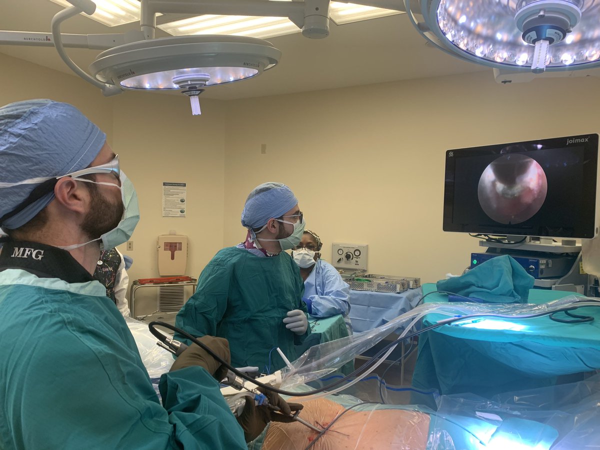 After years of preparation, we have brought endoscopic spine surgery to Emory. It is important that we continue to evolve for our patients and our residents. I am excited for what the future of minimally invasive spine surgery can be.@EmoryNeurosurg @EmoryMidtown @EmoryMedicine