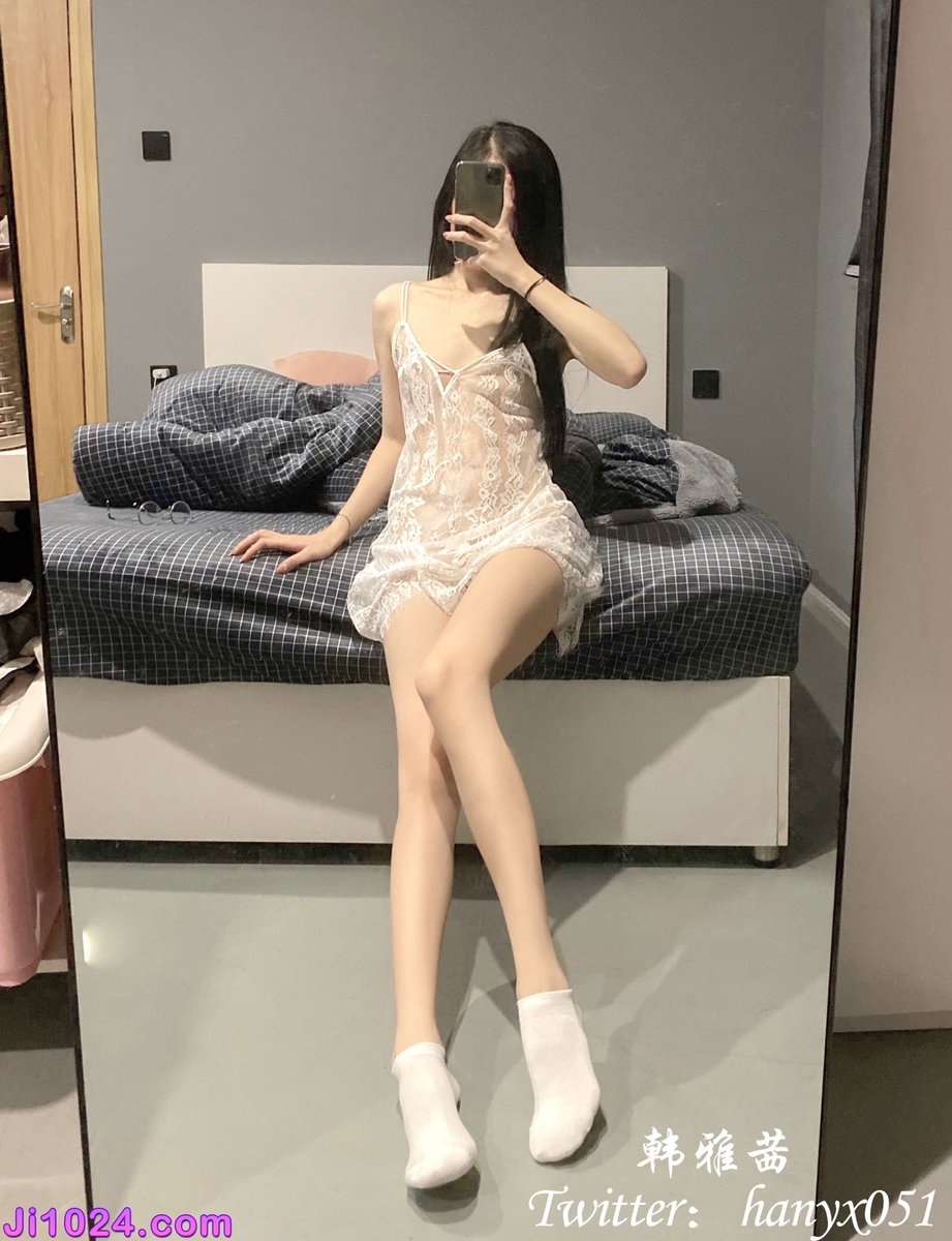Ji1024com's tweet photo. 极图网·Ji站【极度诱惑】014期：https://t.co/NzemsphPls
#美图 #美女图片 #纯欲风 #性感 #美乳 #长腿 #身材 #瑜伽裤 #OL #街拍 #美腿 #跟拍 #高跟鞋 #白领 #包臀裙 #stiletto #heelsfetish #Shanghailady #Sexy https://t.co/i22pjb8mOM