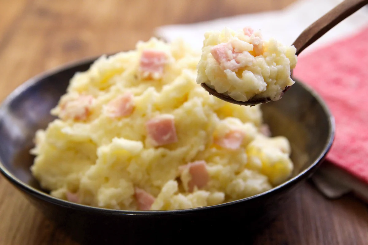 飲むように消えていく？！電子レンジで作れちゃう、お手軽で美味しそうな「ポテトサラダ」レシピ！