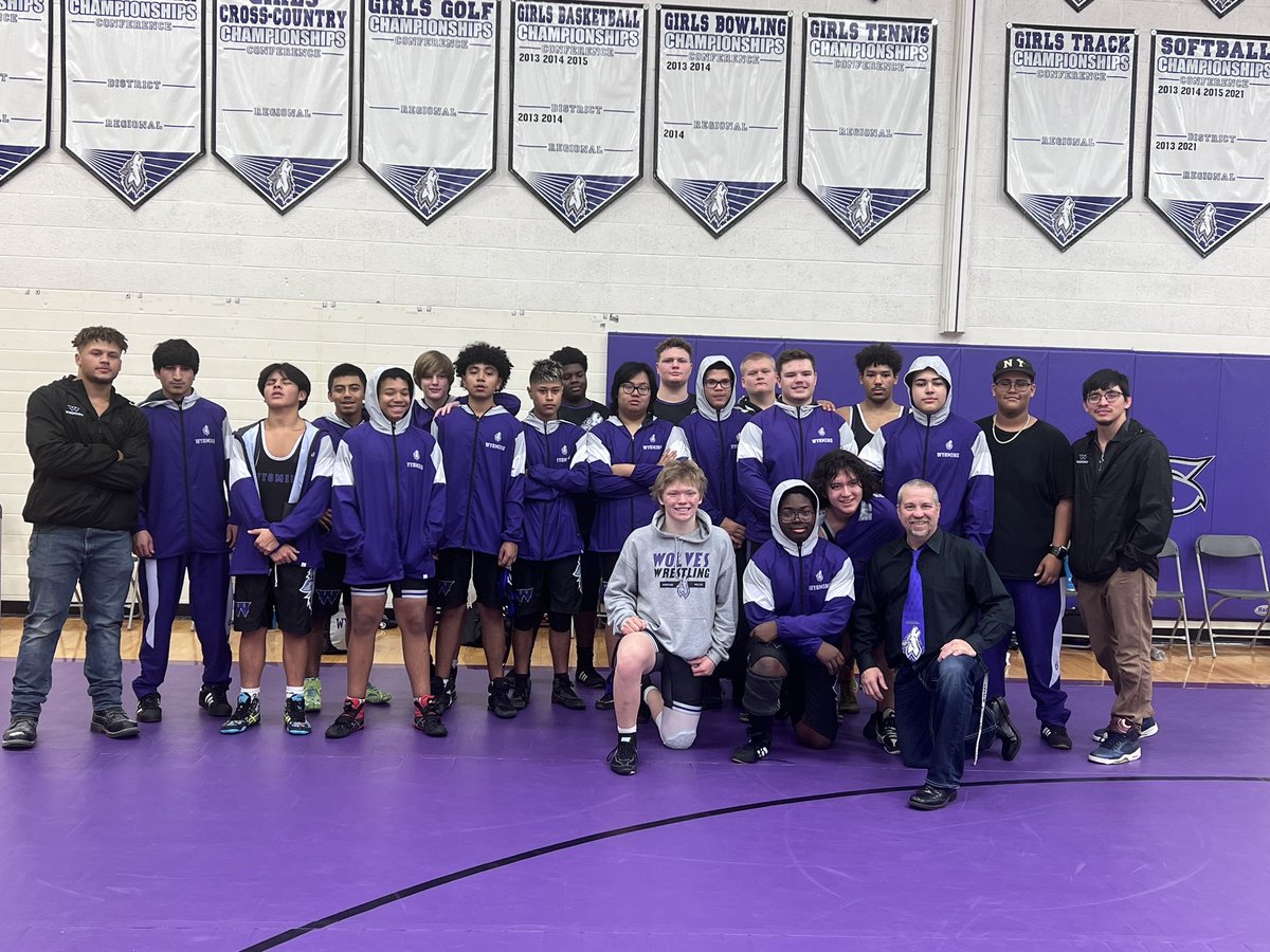 WyomingWolves's tweet image. Exciting FUN Night in Front of a packed gymnasium at Wyoming High School.
Congratulations Coach Jeff Frick and the entire Wyoming Wrestling team. PROUD! #Programbuilding!