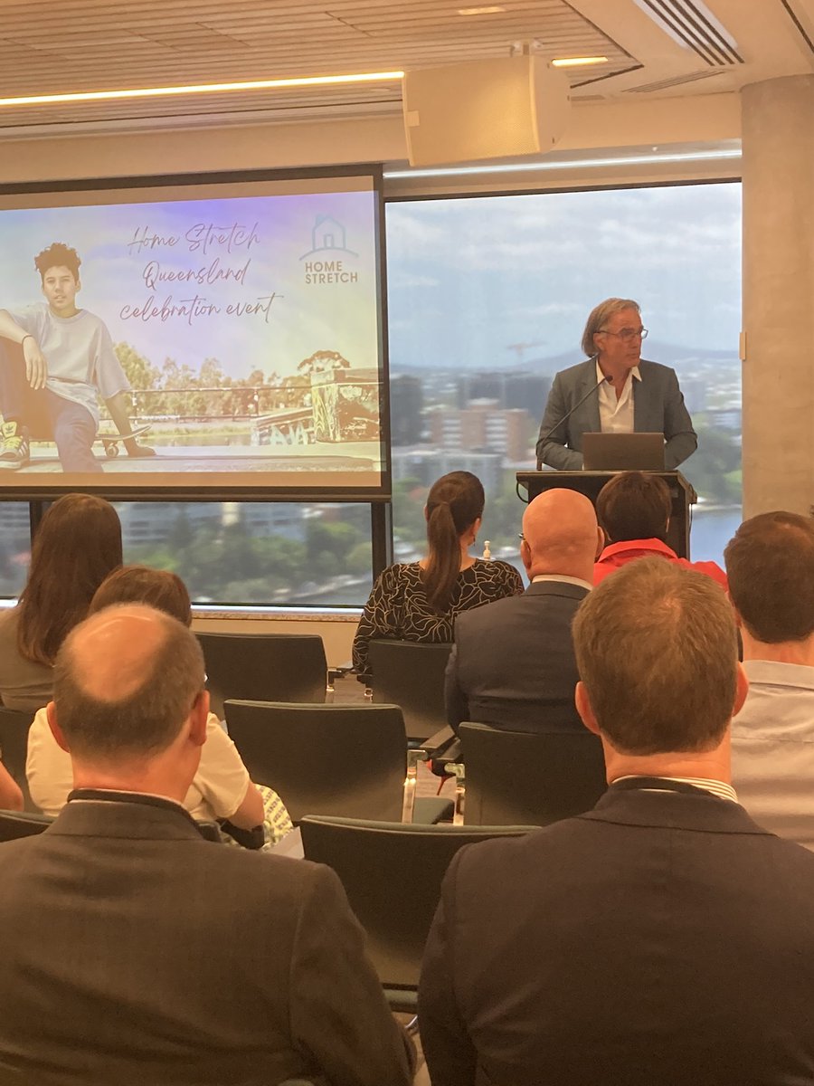 The Home Stretch tweet media