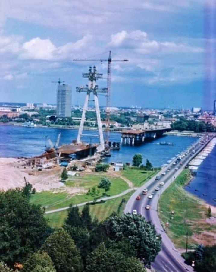 kaklasaite89's tweet photo. Vanšu tilts https://t.co/68YGRddjXz