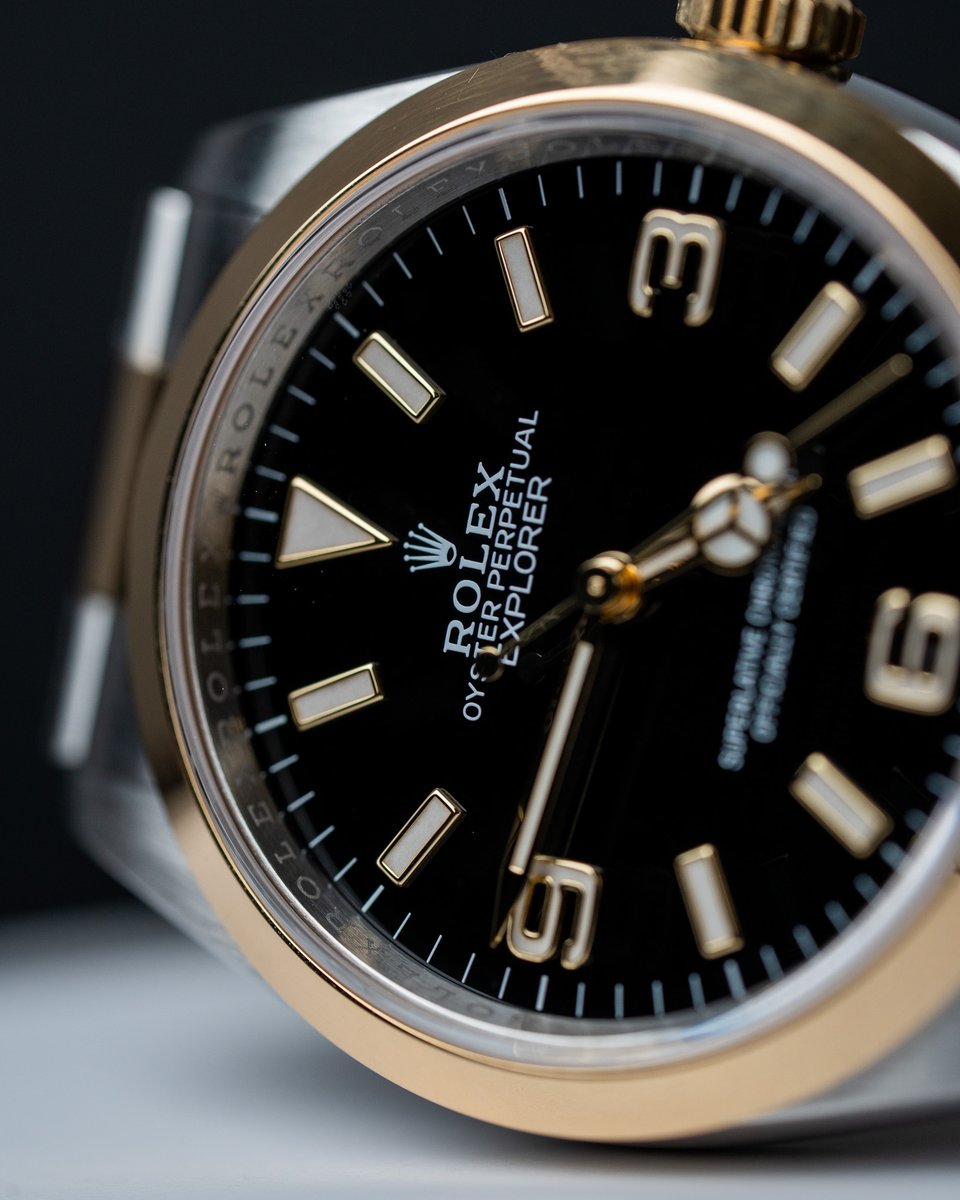 edinwatchco's tweet photo. The classic 36mm Explorer with a twist.. stainless steel and 18ct yellow gold. Available now £10750.00 https://t.co/Su3dIFZZVx