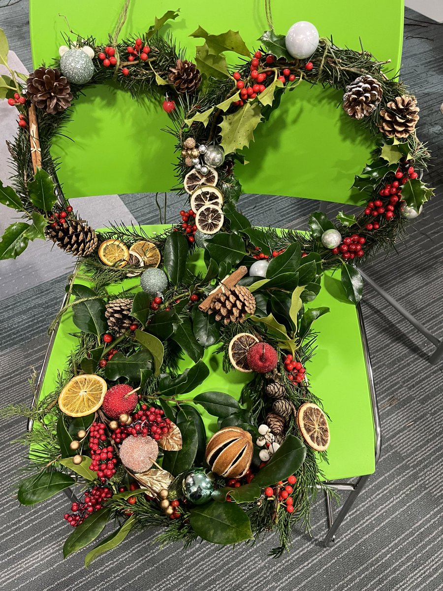 BarbaraBoertien's tweet photo. @FionaWr59984920 @AlmondHousing Glad you all enjoyed it🎄managed to get a few photos including the best Xmas tree decoration ever made! Your boy was so proud of his creation 🙌 #GrowingTogether https://t.co/MQqIQ6NfLx