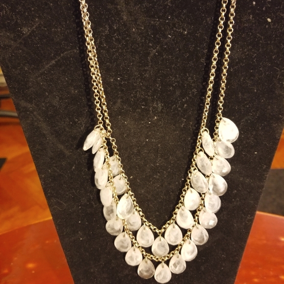 rwinfla's tweet photo. So good I had to share! Check out all the items I'm loving on @Poshmarkapp from @Born2Posh @bacpitt #poshmark #fashion #style #shopmycloset #madewell #merona: https://t.co/vMokP8G465 https://t.co/hJETWedBKU