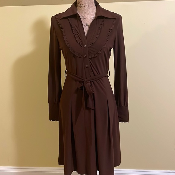 dmwey's tweet photo. So good I had to share! Check out all the items I'm loving on @Poshmarkapp from @mavess301 #poshmark #fashion #style #shopmycloset #bcbgmaxazria #colehaan #chenault: https://t.co/UUK6FSO0FN https://t.co/mz6aOPsOoY