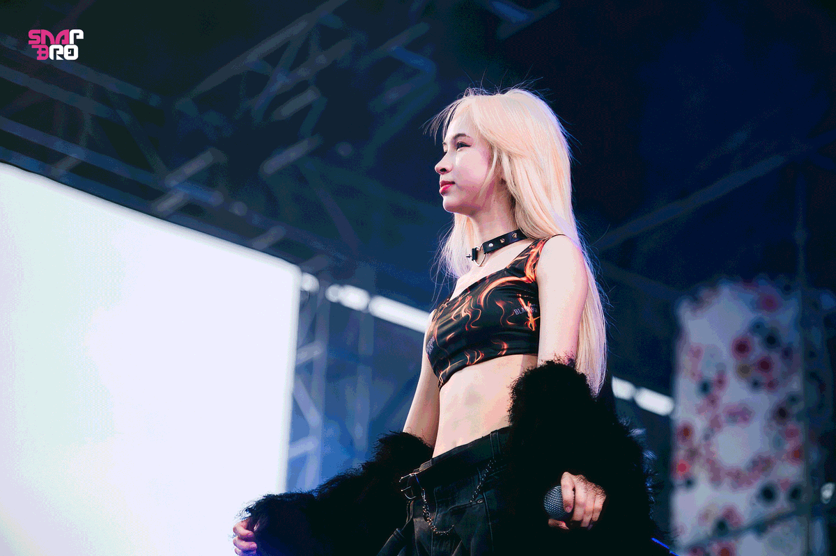 snapbro4U's tweet photo. 131122 [ Cat Expo 9 ]
🖤🖤🖤💖🖤🖤🖤
Hannah Officials  #Hannah4EVE #4EVE https://t.co/YIdEdyan36