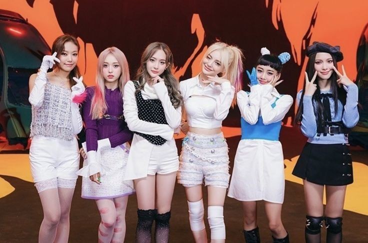 bugabooarchive's tweet photo. Thank you so much for the fun memories you gave us. Rainboos always been proud of you. Hope the best for you. Always love and support bugAboo. We hope can see bugAboo again as 6 members. Remember you always have the Rainboos! 💗🌈 

#ThankYouBugAboo https://t.co/xLIGVxP7we