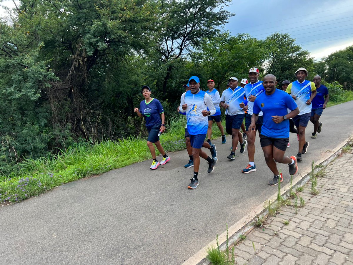 attville_ac's tweet photo. Saturday we are doing 21km @TshwaneNorth ultra route testing.
Venue: Wonderpark
Time: 04:45 for 05:00
#Tshwanereatshela #Tshwaneratshwana #Thelinduku #RemaPheli https://t.co/y5z3sns1bD