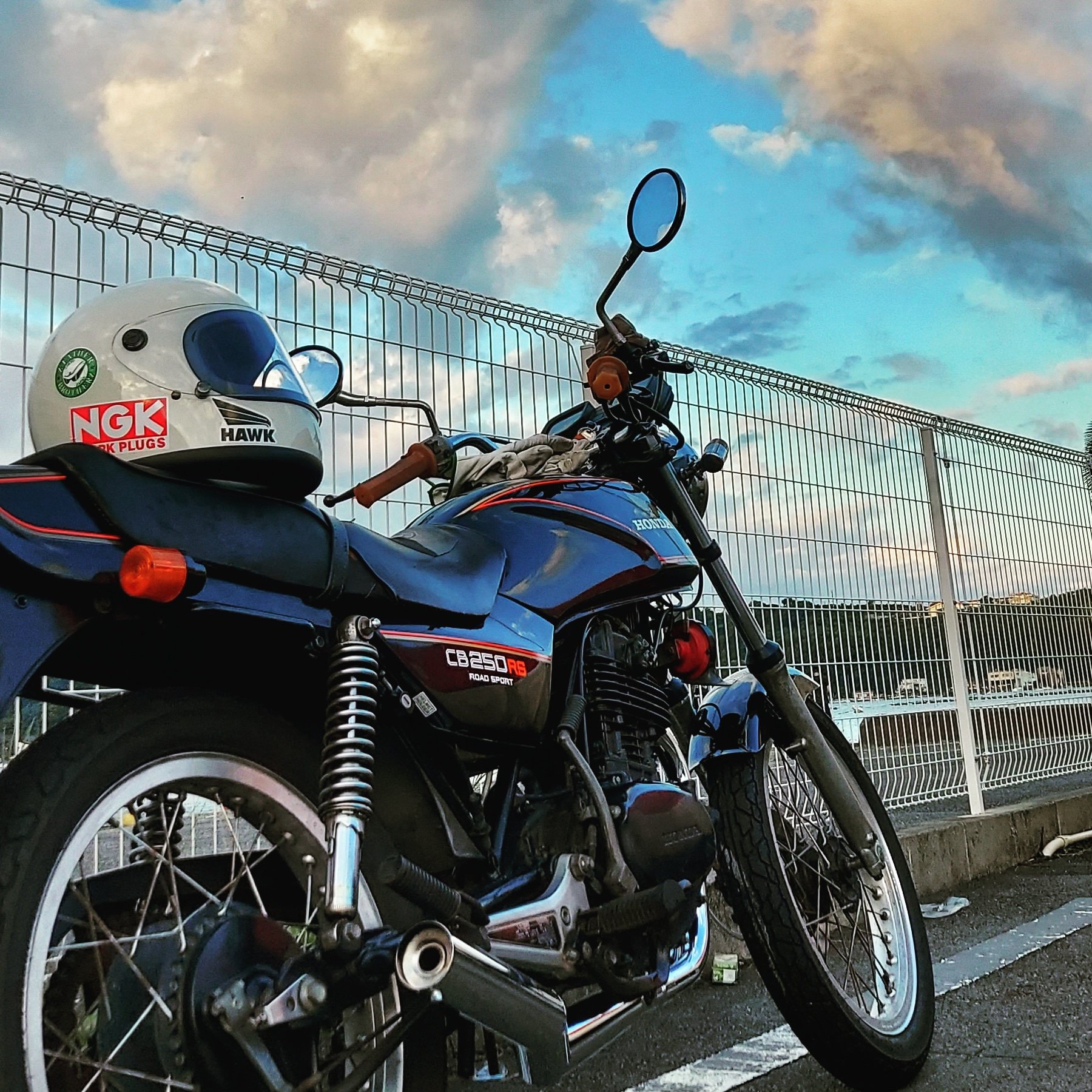 化けバブ CB250rsz CB250rs3段シート CB250RS RS-Z 三段シート