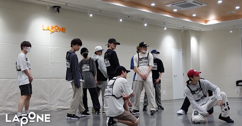 official__INI's tweet photo. INI | 'Dramatic' Practice Behind
(https://t.co/wAp9bmGU3i)

2022.12.14 RELEASE
INI 1ST ALBUM  "Awakening"

#INI #INI_Awakening #Dramatic