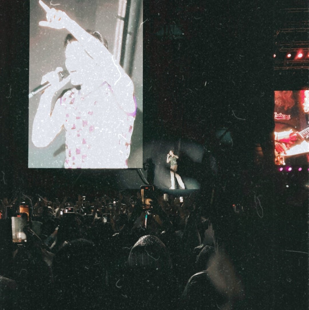 styknowles's tweet image. love on tour. sao paolo, night 1 🤍✨️ @Harry_Styles