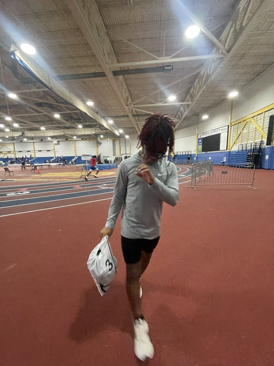 Travis Thompson tweet media