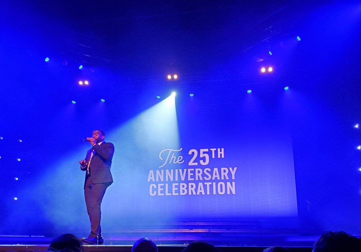 WissaintSt's tweet photo. Fabulous Straight No Chaser 25th Anniversary Celebration concert at @Overture tonight!  @SNCmusic #SNC25TH https://t.co/KM7UV6LZoI