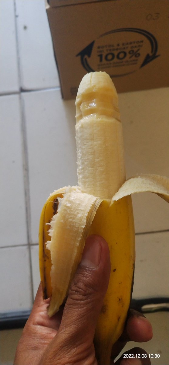 PolosBali's tweet photo. Pisang favorite, gede lantang 😀,jaen https://t.co/r5E9PUCSwt
