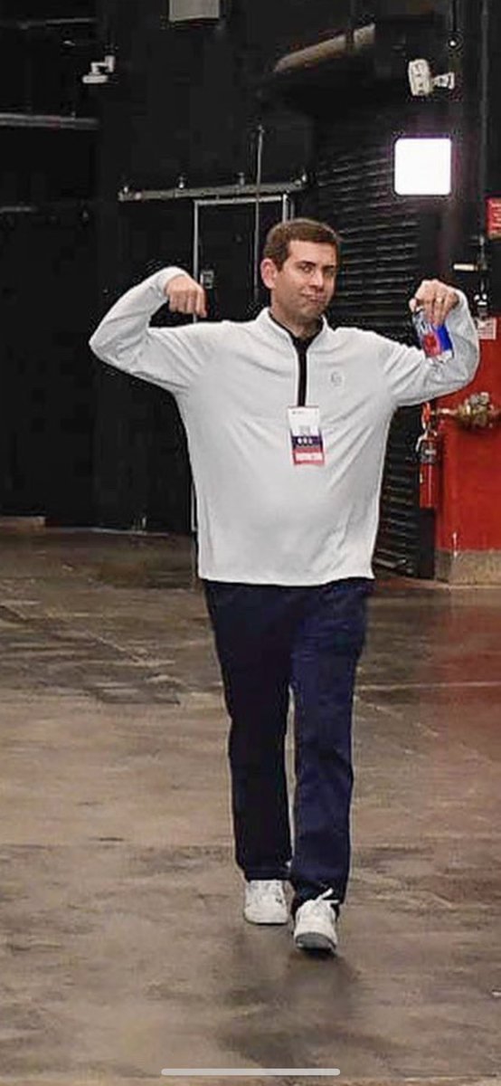 Dan Greenberg (@stoolgreenie) on Twitter photo 