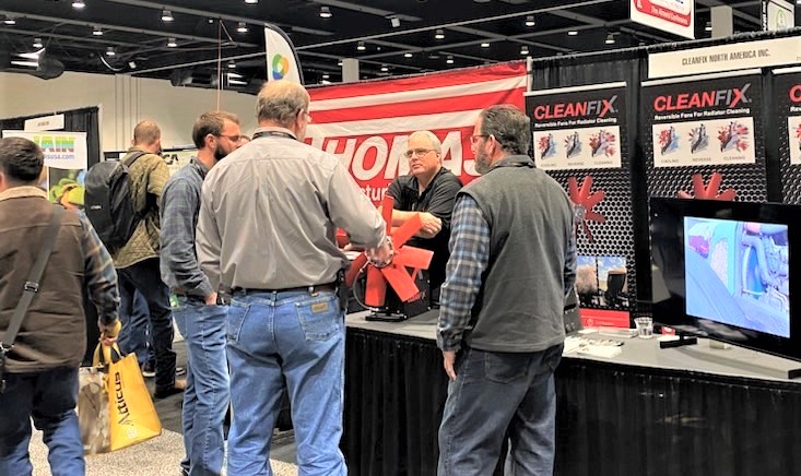 CleanfixFans's tweet photo. There's nowhere our @don_smale would rather wrap up his busy 2022 trade show schedule than the #AlmondConference in Sacramento โฆ and that's where he is! His tireless work with the nut harvesting and orchard sectors has led to many great friendships over the years.
#CleanfixFans https://t.co/0Ffg1IuJk3