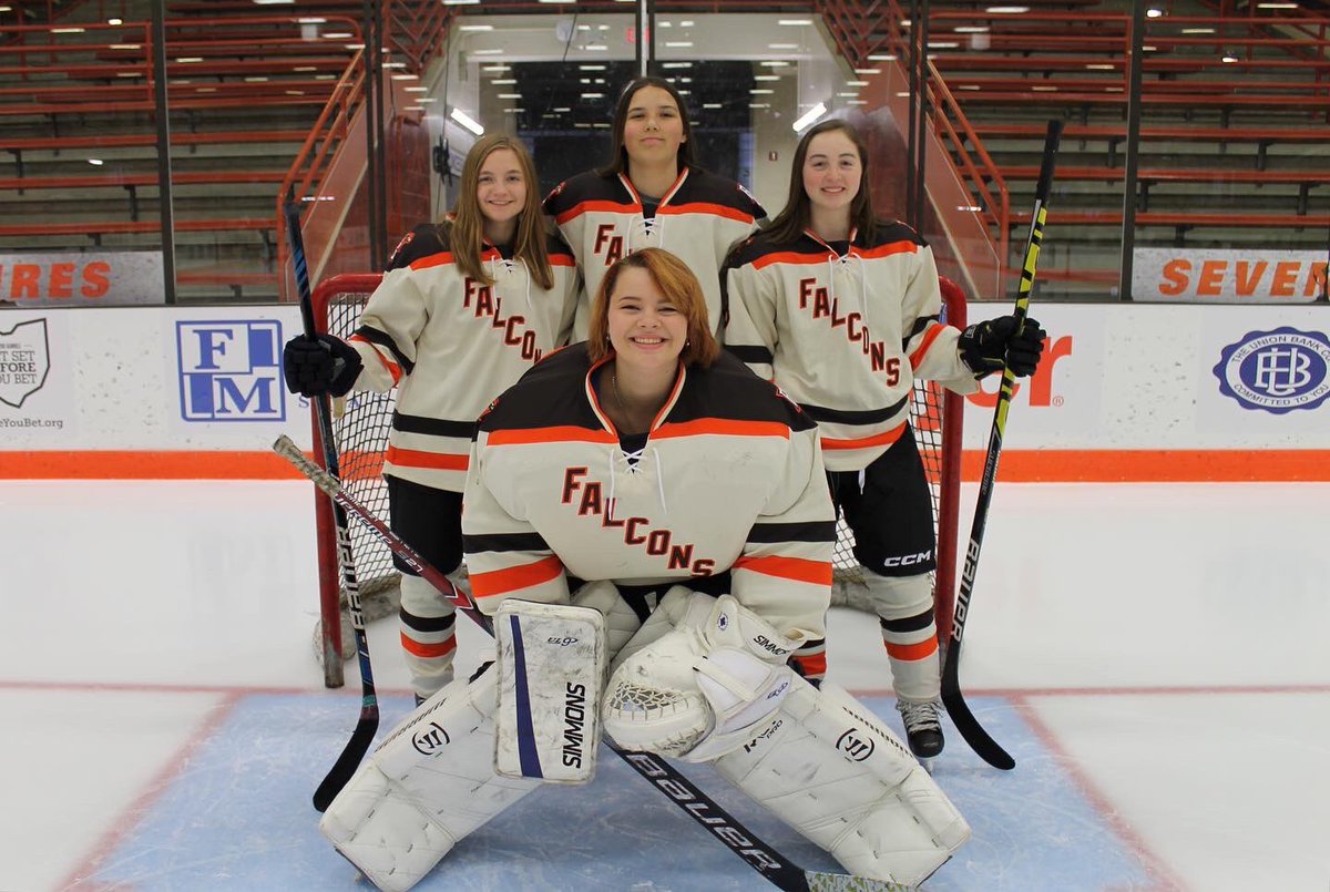 BGWomensHockey tweet picture