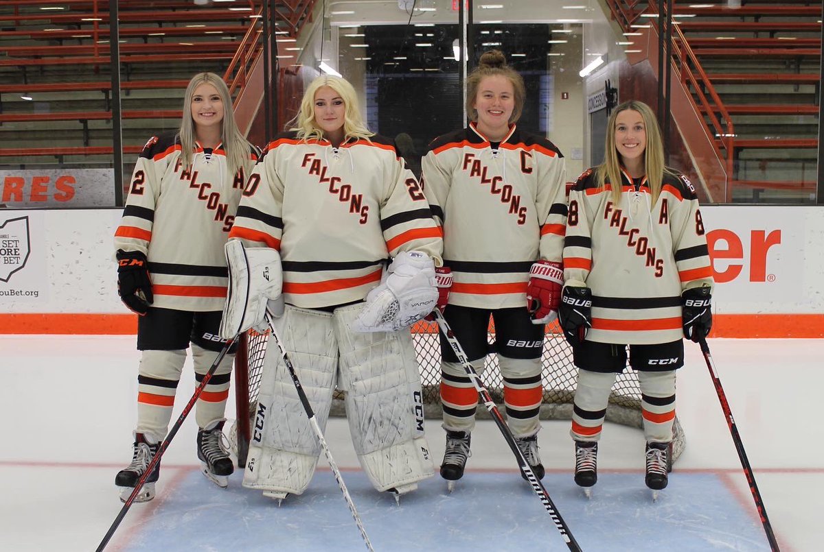BGWomensHockey tweet picture