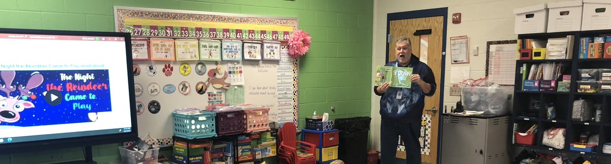 AndrewBuchheit's tweet photo. Enjoyed Reading I am not a chair by @RBurach today! Students really liked it! #TimberwolvesREAD #TimberwolvesROCK https://t.co/ds0P05APFI