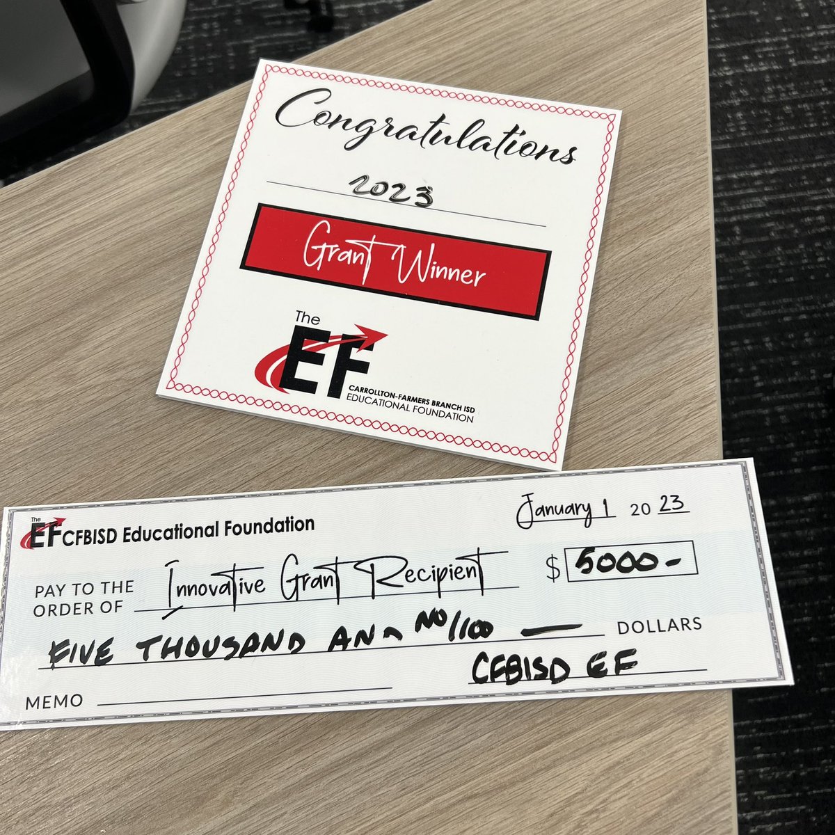 rosemtzham's tweet image. Congratulations to our Innovative Grant Recipients @CFBDLS ✨@Cirzy_EdTech✨
✨@JamieNutt ✨
✨@prinehistory✨
@EdFoundationCFB 
I am in awe of the hard work and dedication this team has to the District’s staff and students. 🤩
@BeanStout @_ScottMonroe 
#CFBPROUD #THATTECHTEAM