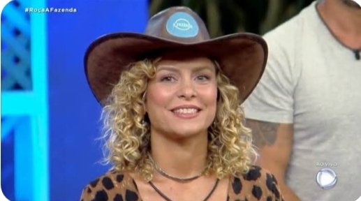 ViviSil56646439's tweet photo. NOSSA ÚLTIMA FAZENDEIRA CAMPEÃ ❤#SOU FORA BIA #FORAMORANGO #ficaAndre https://t.co/lPJ30GpspZ