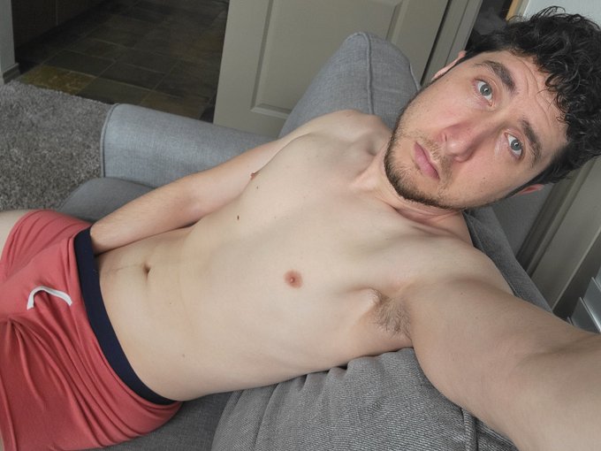 Yeah I want you https://t.co/Wb7TminojM