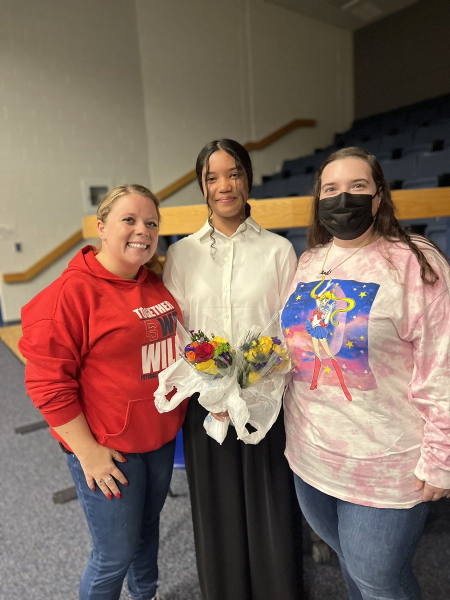 Becca Repass tweet media