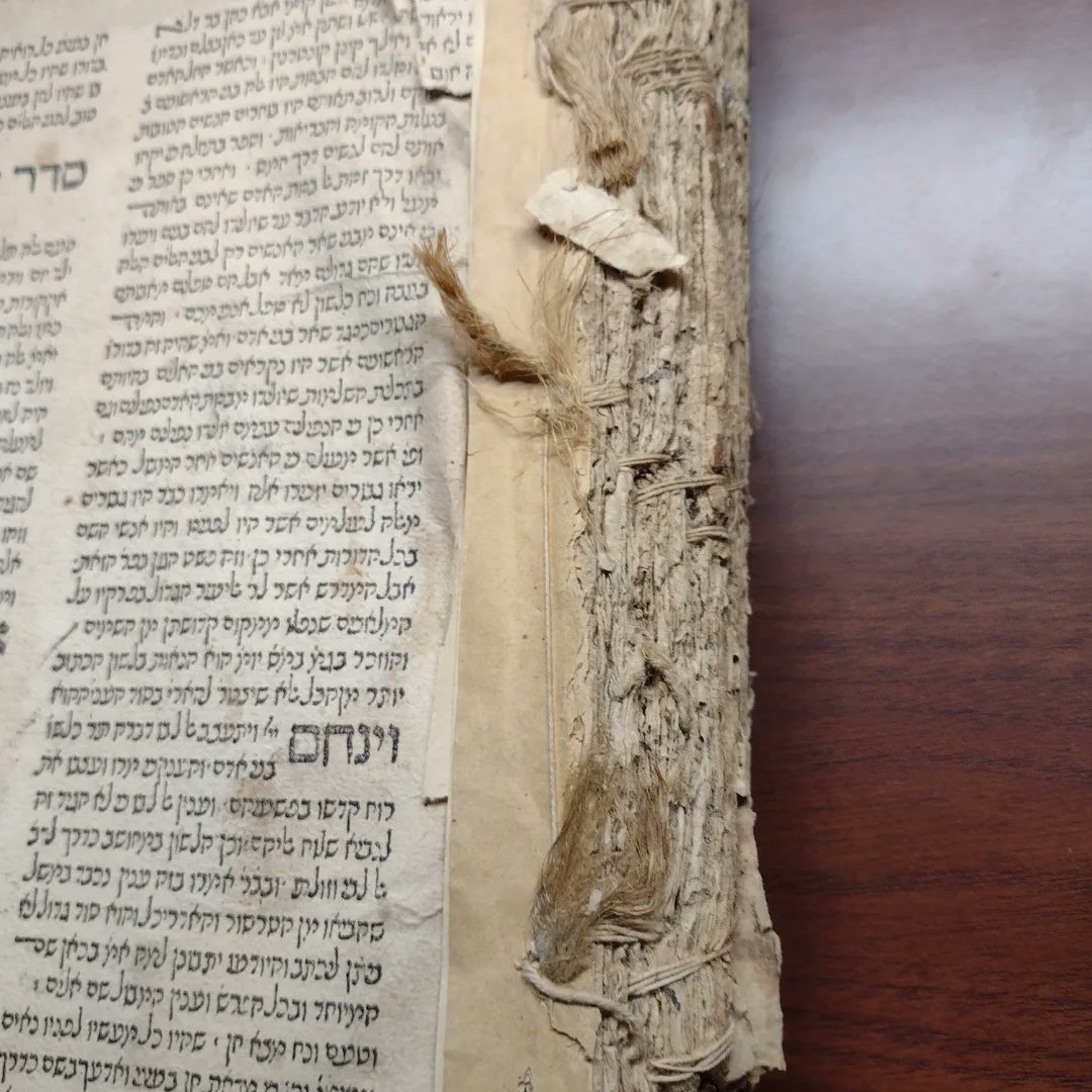 GottschalkHaim's tweet photo. Resumed cataloging Hebrew incunabula recently and today started working on Hidushe ha-Torah by Nachmanides (Lisbon, 1489). Printed as 1 vol. LC's copy is in 2 volumes. The images are from the first. Needs a lot of TLC. https://t.co/5jxspFnELJ