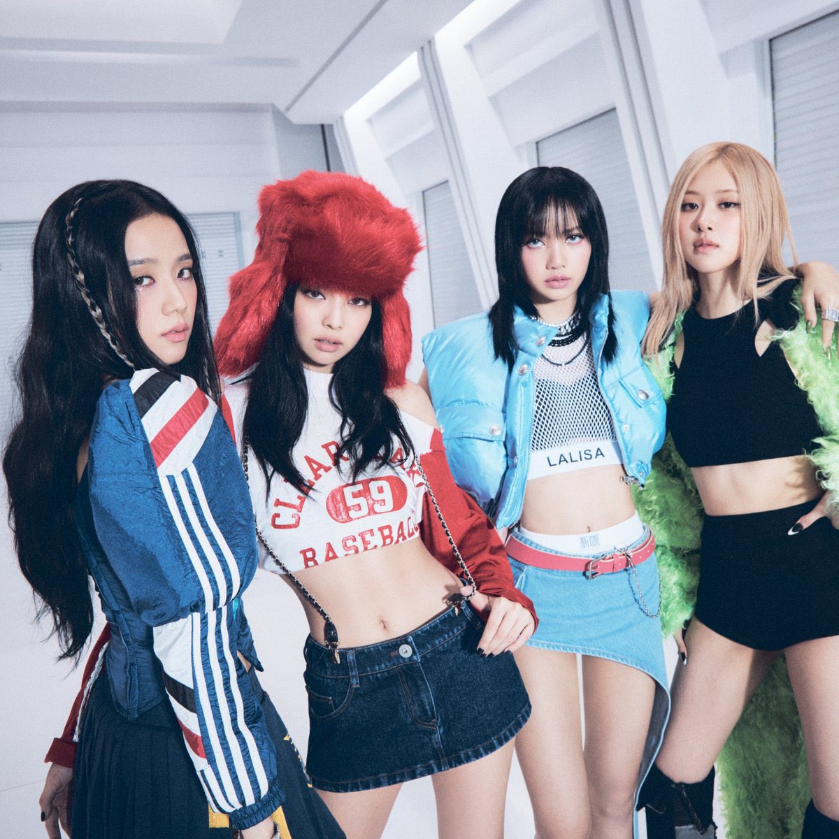 pollorocker0's tweet photo. No dejemos que este premio se nos vaya de las manos y votemos por la mejor canción de este año 💕

I vote for #ShutDown by @BLACKPINK on this year’s #BopOfTheYear! https://t.co/eYCRvfYtJB