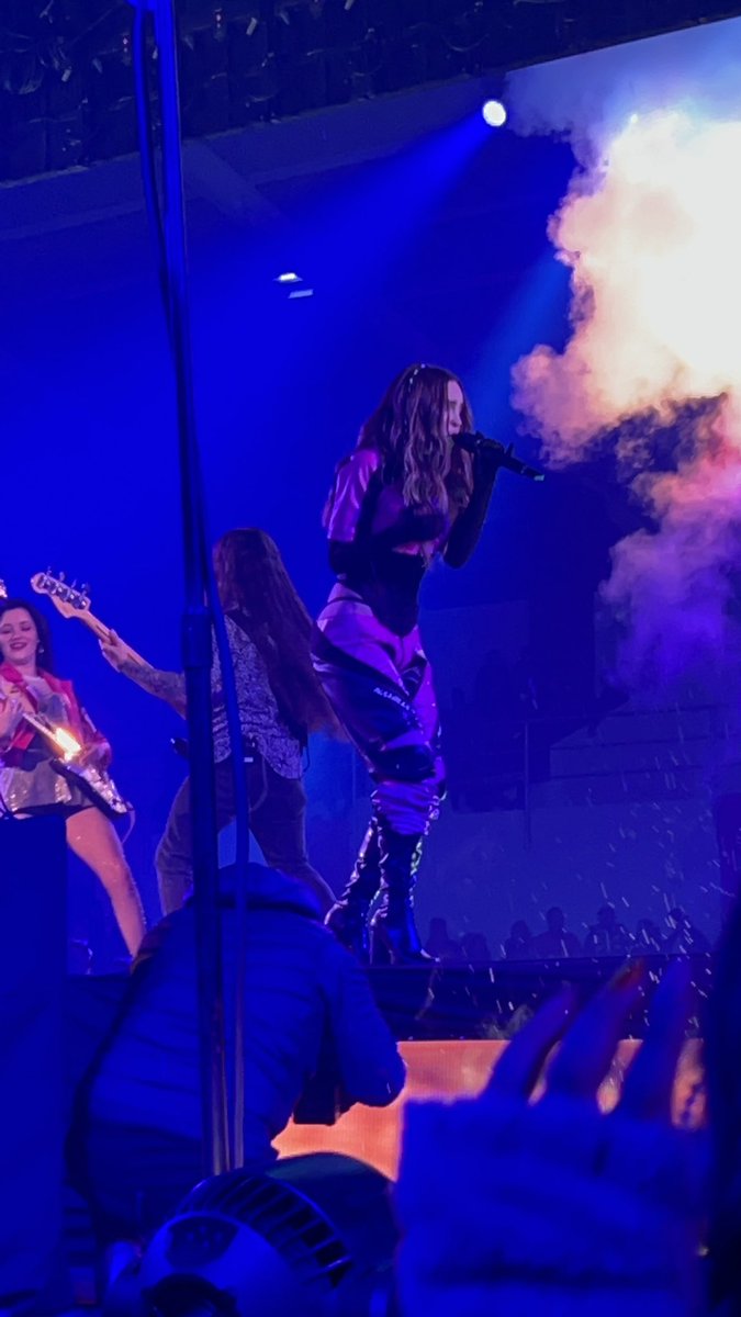 simplementechuy's tweet photo. BELLEZA! @belindapop #chignahuapan #FeriaDelArbolYLaEsfera #PerfeccionHumana https://t.co/vqdvupwh3V