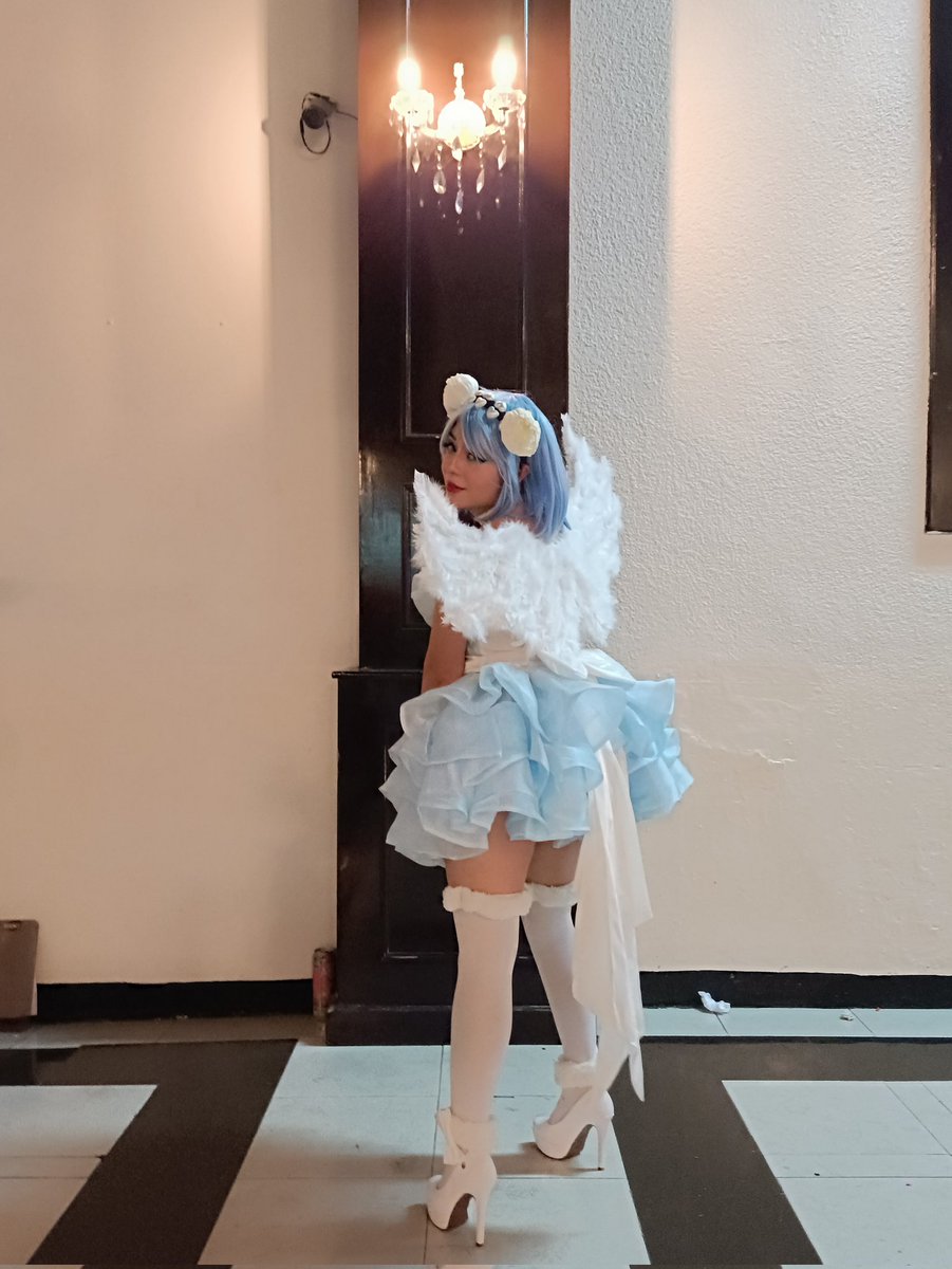 zahelihime's tweet photo. Les dejo una fotito del segundo día de la @expotntoficial .
#remcosplay #cosplayrem #cosplayrezero https://t.co/vsjfOIfT1K