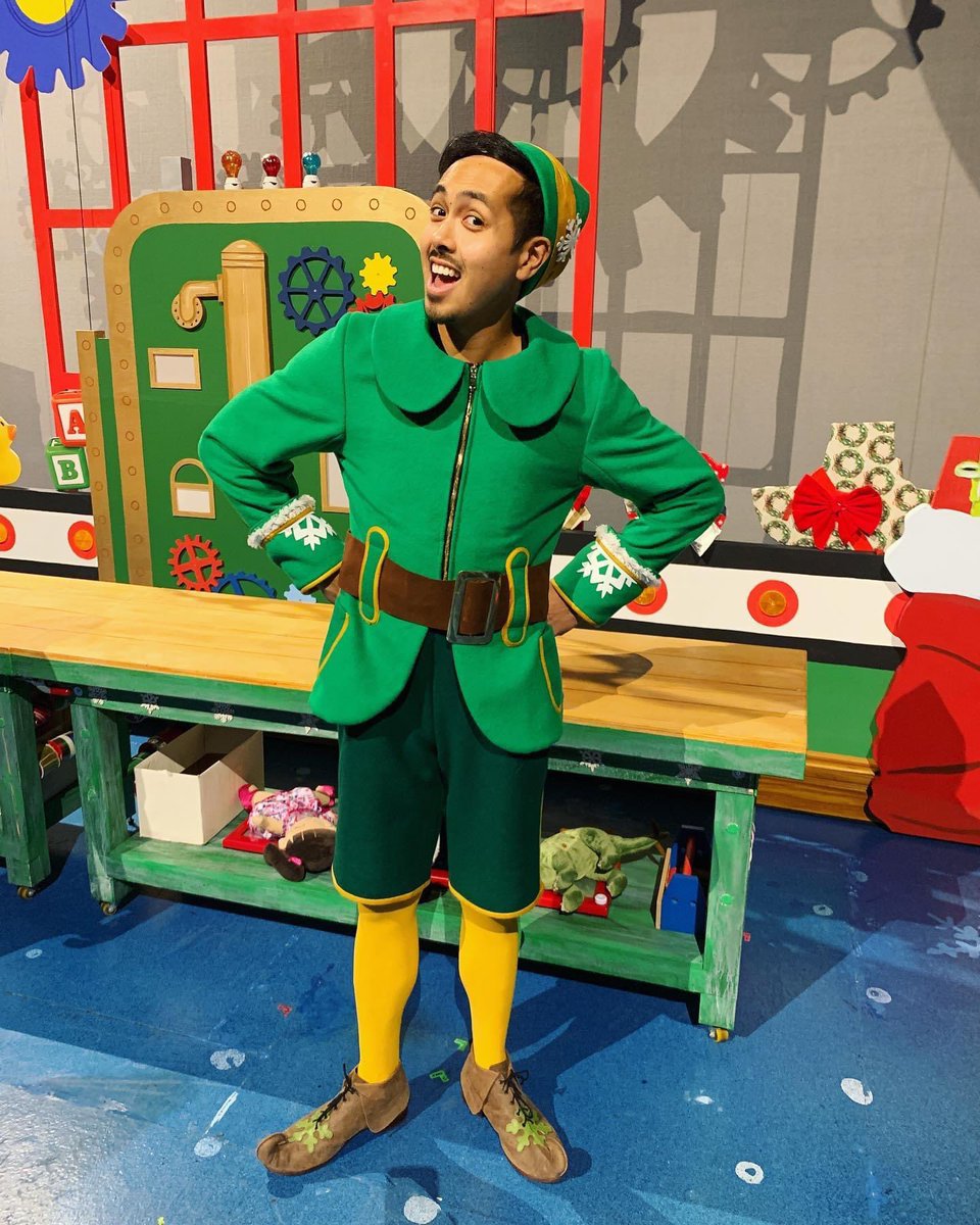 verbitty's tweet photo. Had such a blast this afternoon playing with my fellow Understudy Run superstars and stepping into Buddy’s (curly-toed) shoes for the day 👞 #HFXElf @NeptuneTheatre https://t.co/01Tc4GF397
