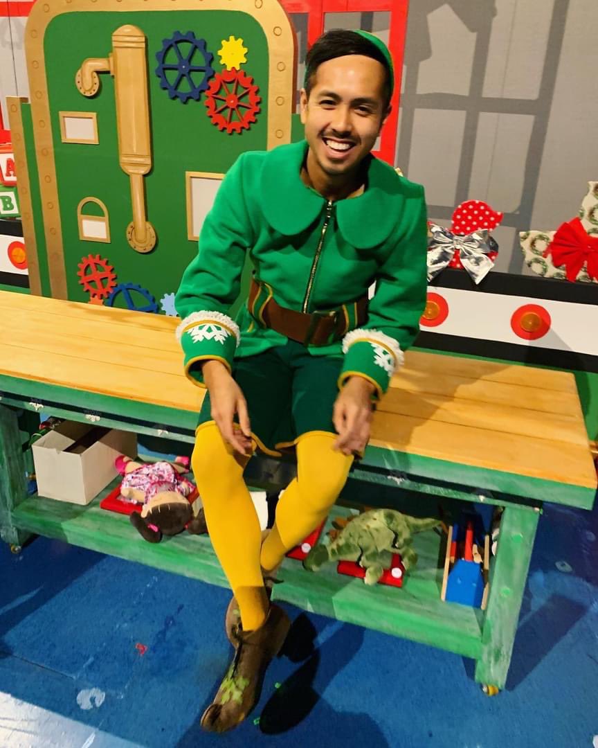 verbitty's tweet photo. Had such a blast this afternoon playing with my fellow Understudy Run superstars and stepping into Buddy’s (curly-toed) shoes for the day 👞 #HFXElf @NeptuneTheatre https://t.co/01Tc4GF397