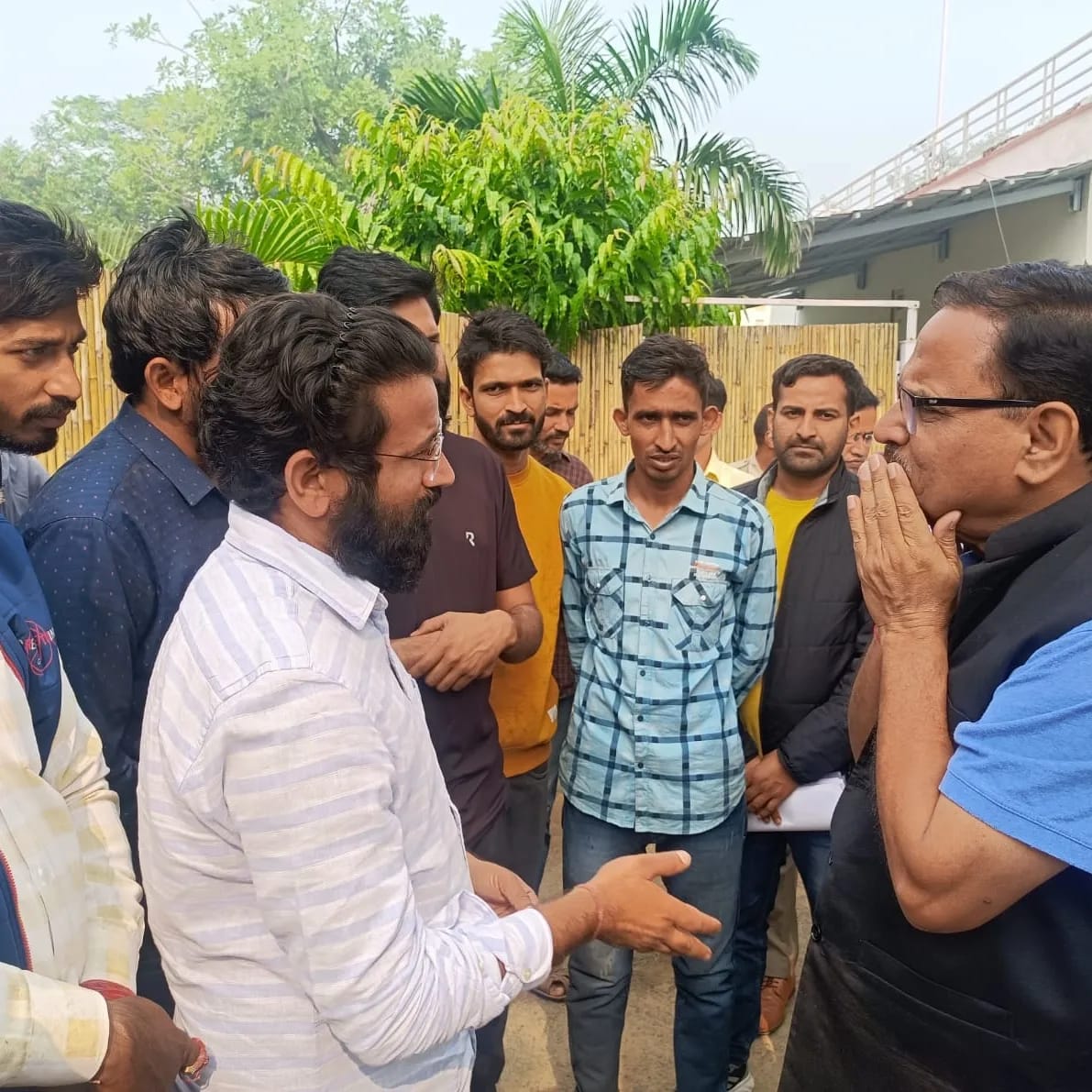 TheUpenYadav's tweet photo. माननीय जलदाय मंत्री @DrMaheshJoshimp जी 17 सितंबर 2022 को JEN PHED का परिणाम जारी हुआ था l
और अभी तक चयनित अभ्यर्थियों के नियुक्ति आदेश जारी नही हुए है ll
इस संबंध में 2 बार आपसे मिल चुका हूं और आपके अधिकारियों से कई बार बात कर चुका हूं l
ऐसी लापरवाही बड़े शर्म की बात है @RajCMO https://t.co/8ZKDlLO60G