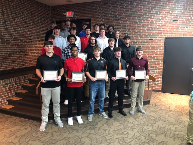 Congratulations to the 2022 KRES All-Star Football Team!