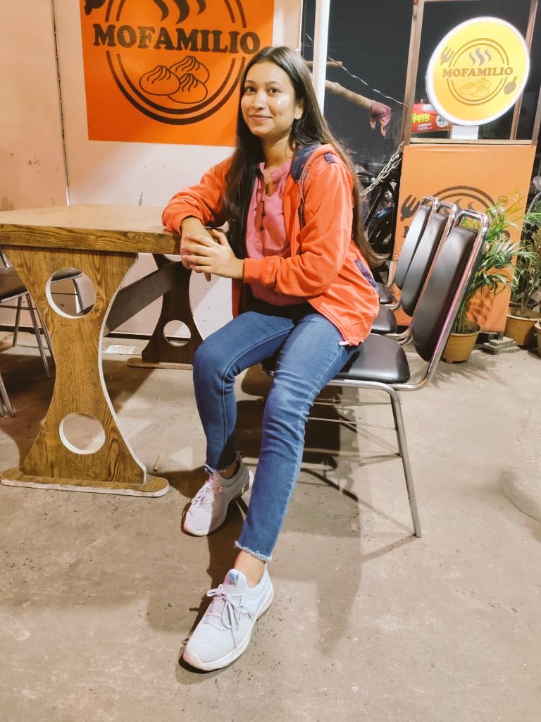 am_khushii's tweet photo. Happy mind 🤗
Happy moments 😊
#happiness #photography #cafecorner
#selflove ❤️ https://t.co/ZT5jLNjQOT