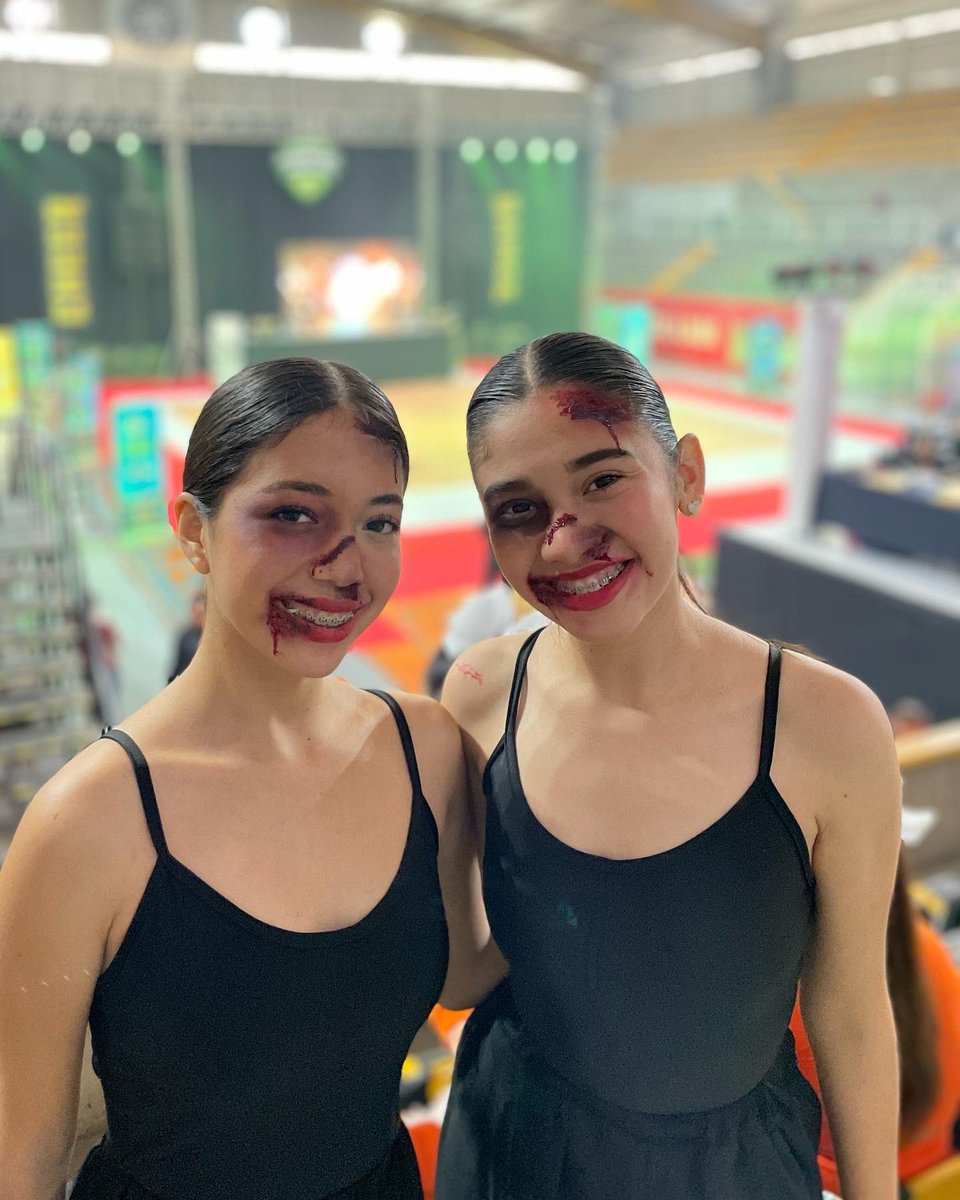 PrepaArenal's tweet photo. ¡Un día de increíbles noticias! 🔥

Nuestras estudiantes Prishny Saldate y Joselin Astorga, ganaron el segundo lugar 🥈en Jazz partner! 🎷👯‍♀️❤️

Y nuestras estudiantes Jovana Jauregui y Cinthya Ibañez, lograron el cuarto lugar en Hip hop partner. 🎤👯💯

@rvillanueval @udg_oficial https://t.co/6uzuztJubG
