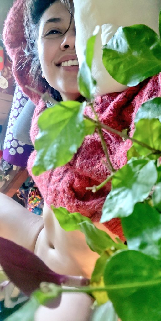 NymF_reyja's tweet photo. Did I mention my love for plants? 

#nsfwtwtًًًٌٌٍِّْْٓ #prettygirl sux azz https://t.co/fpmDOYbFCX